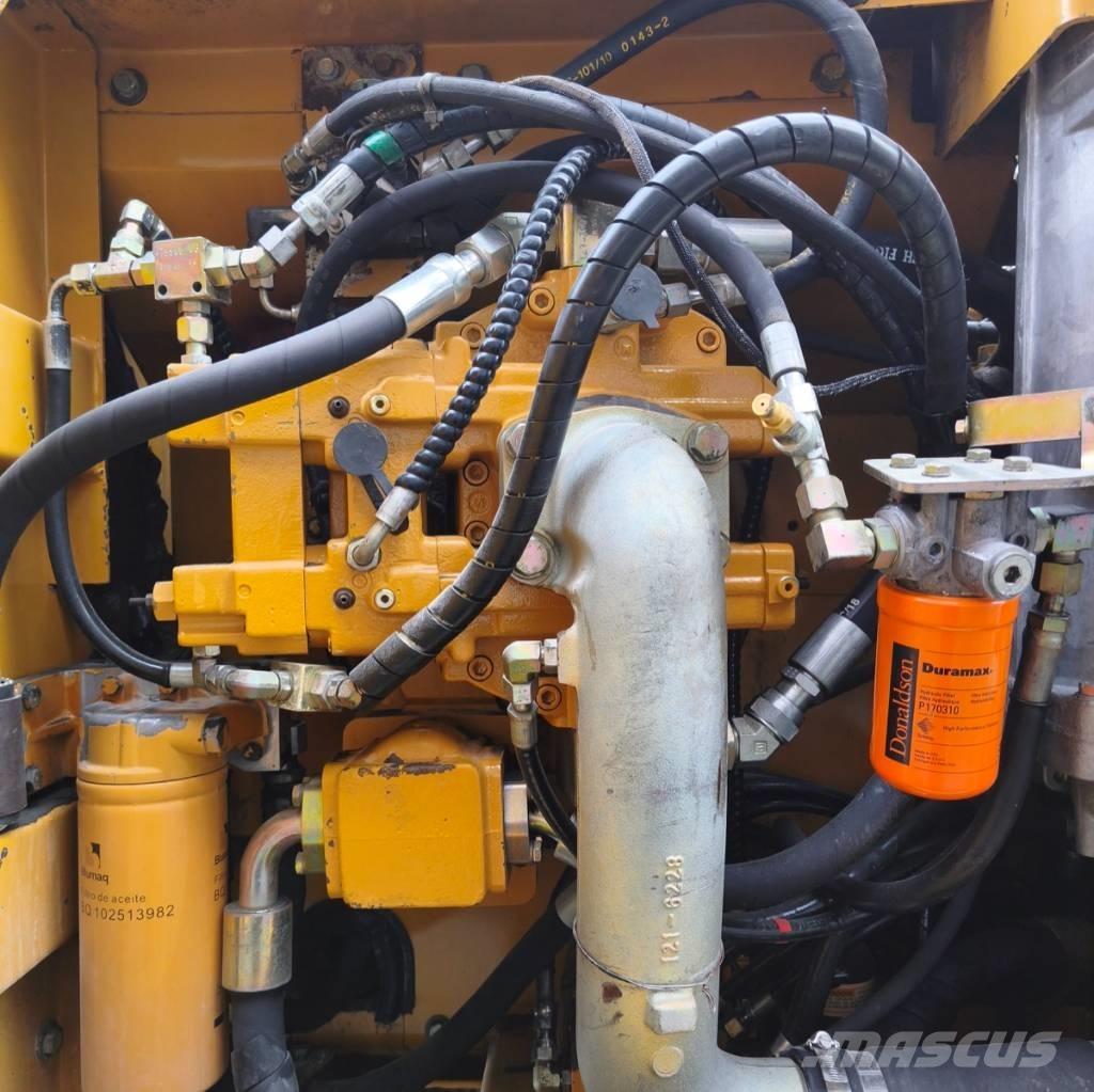 CAT 320 B Lánctalpas kotrók