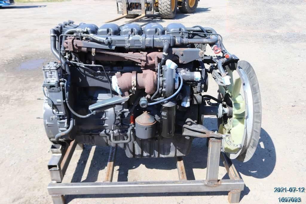 Scania P 230 LB Dobozos teherautók