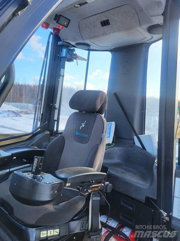 Rottne H11C Betakarítók