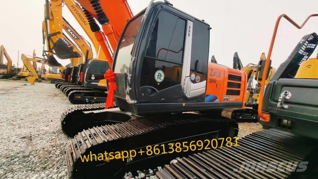 Hitachi ZX 200 Lánctalpas kotrók