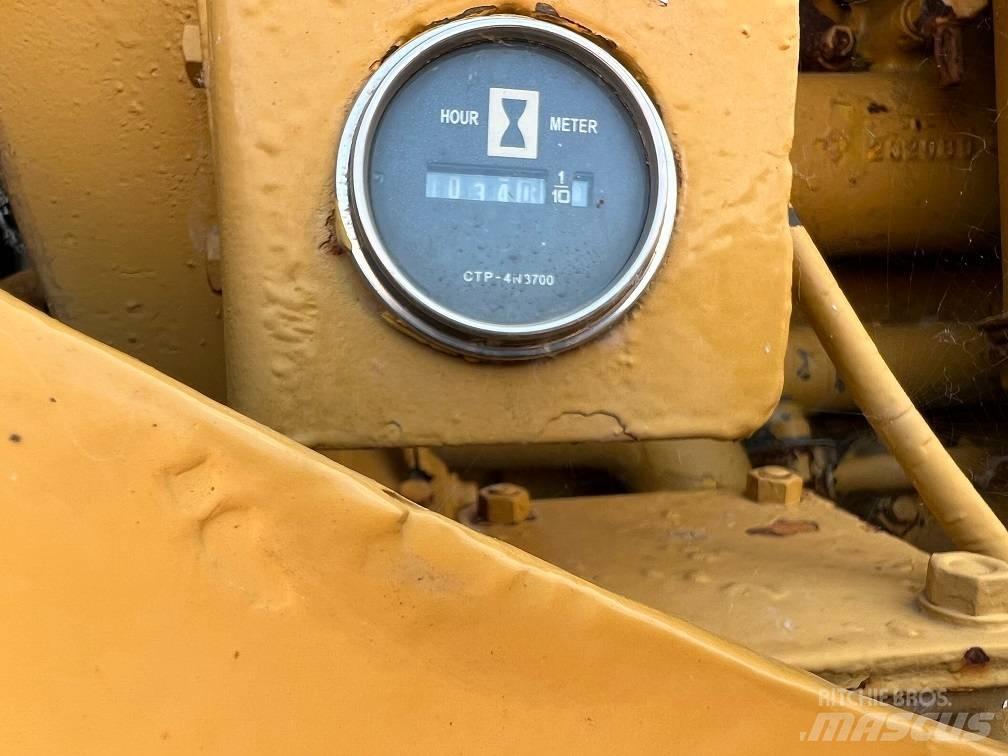 CAT 583H Csőfektető dózerek