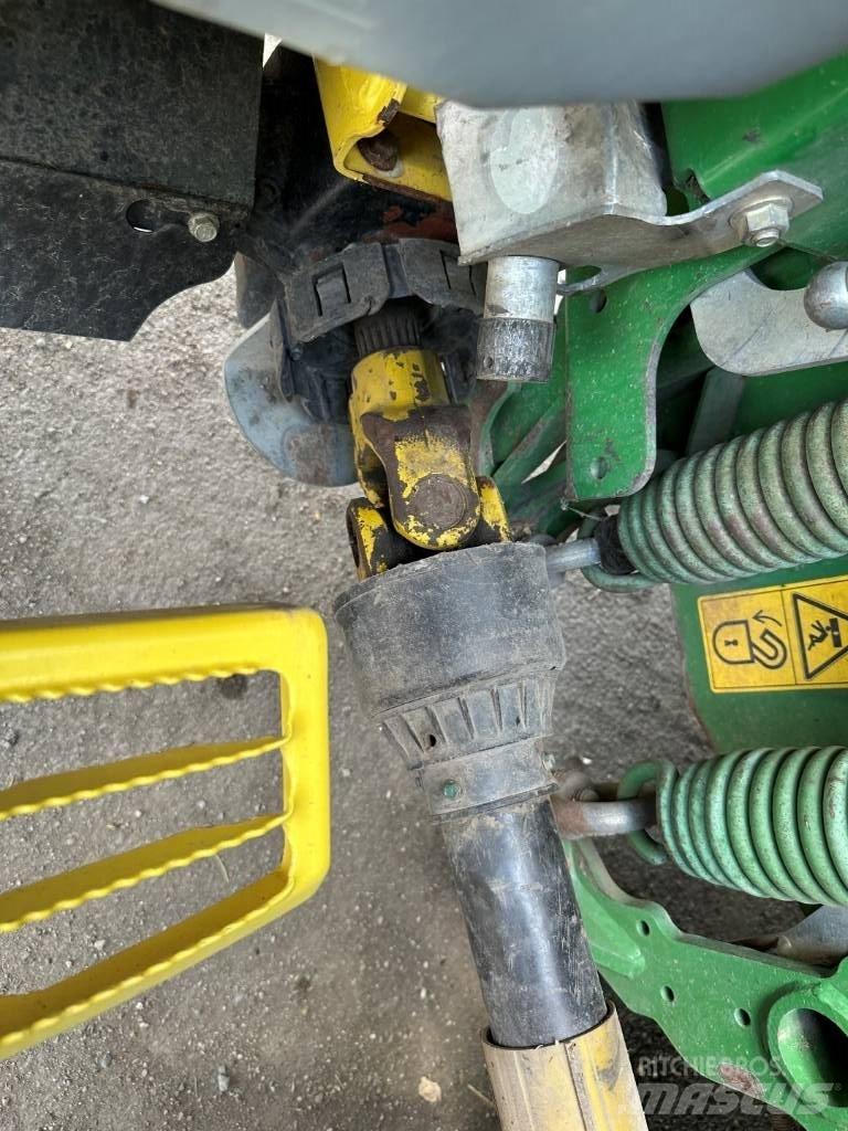 John Deere 8600 Önjáró szecskázók