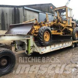 Andover Low Loader Platós / Ponyvás pótkocsik