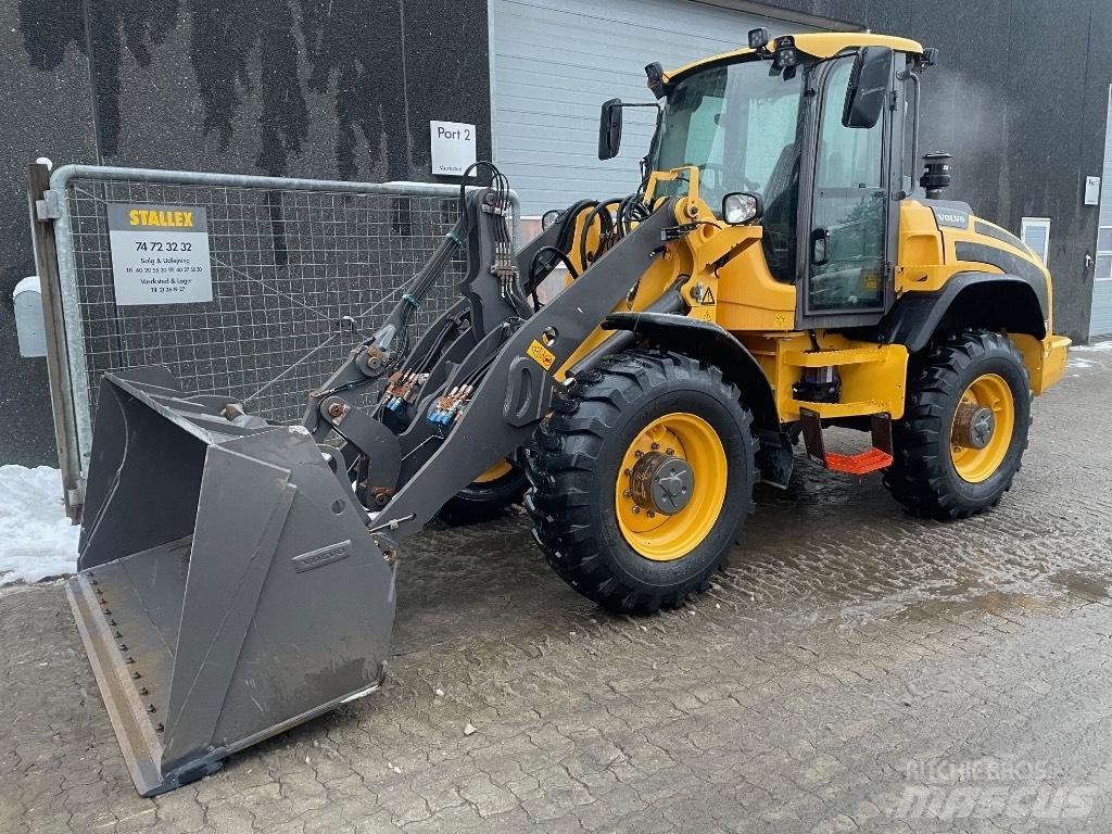 Volvo L45H 30 km/t Gumikerekes homlokrakodók
