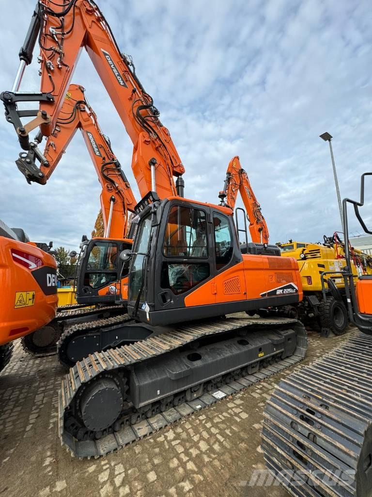 Doosan DX 225LC-7 Lánctalpas kotrók
