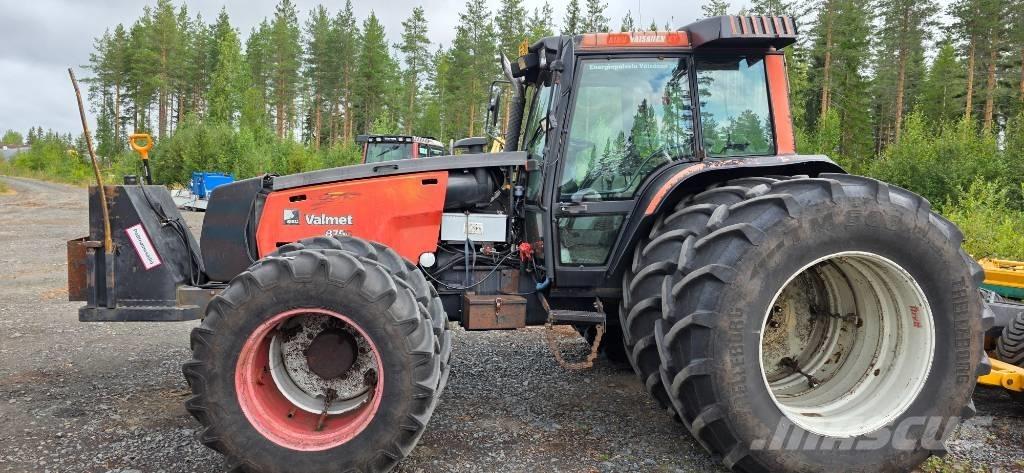 Valmet 8750 Traktorok