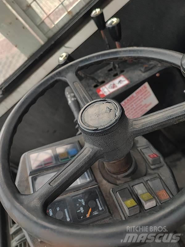  C40SA Oldalvillás targonca
