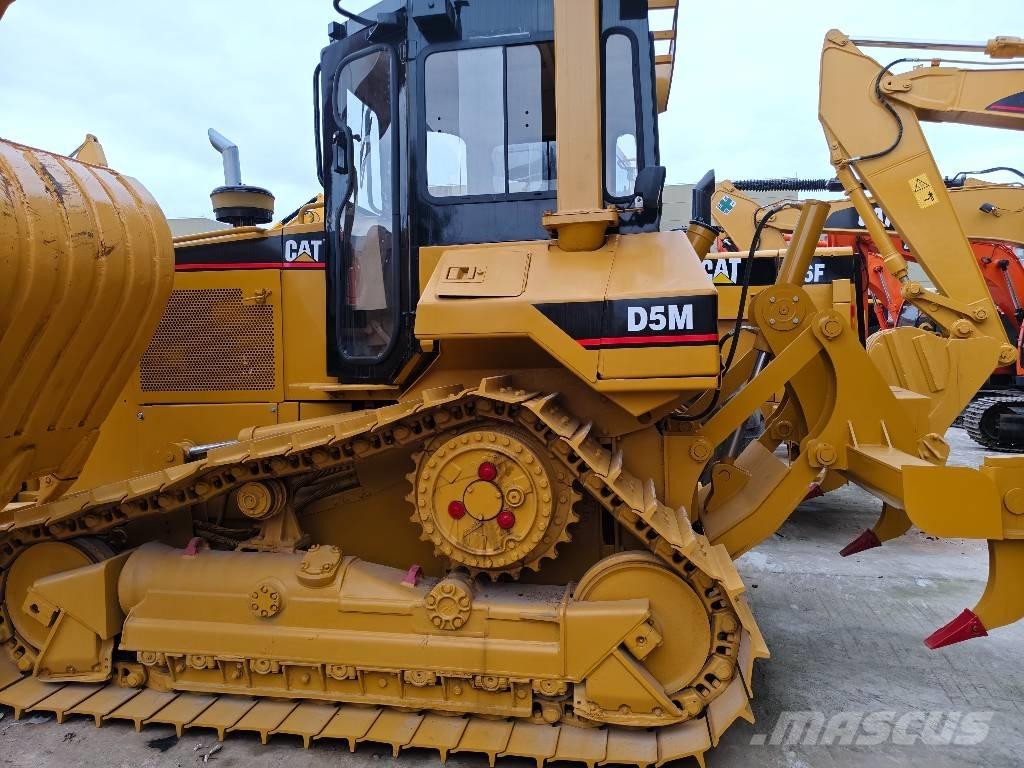 CAT D 5 M lánctalpas dózerek