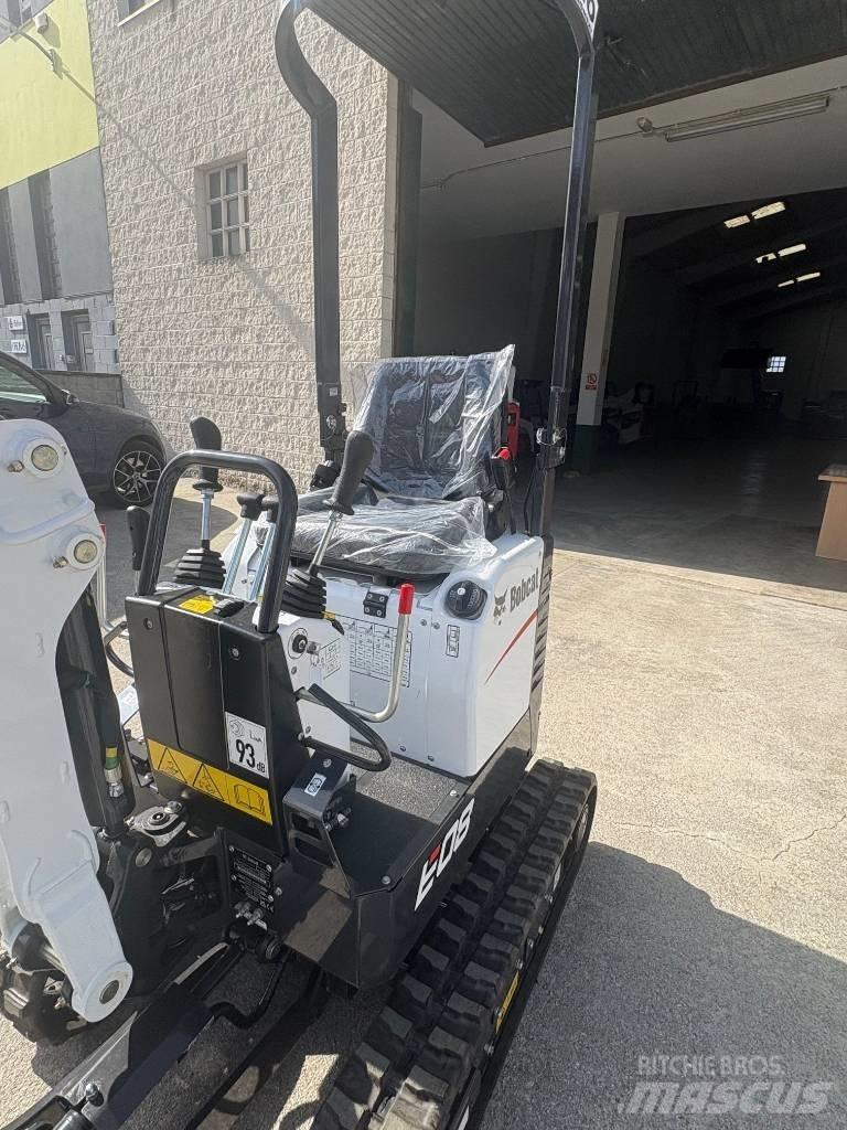 Bobcat E 08 Mini kotrók < 7t