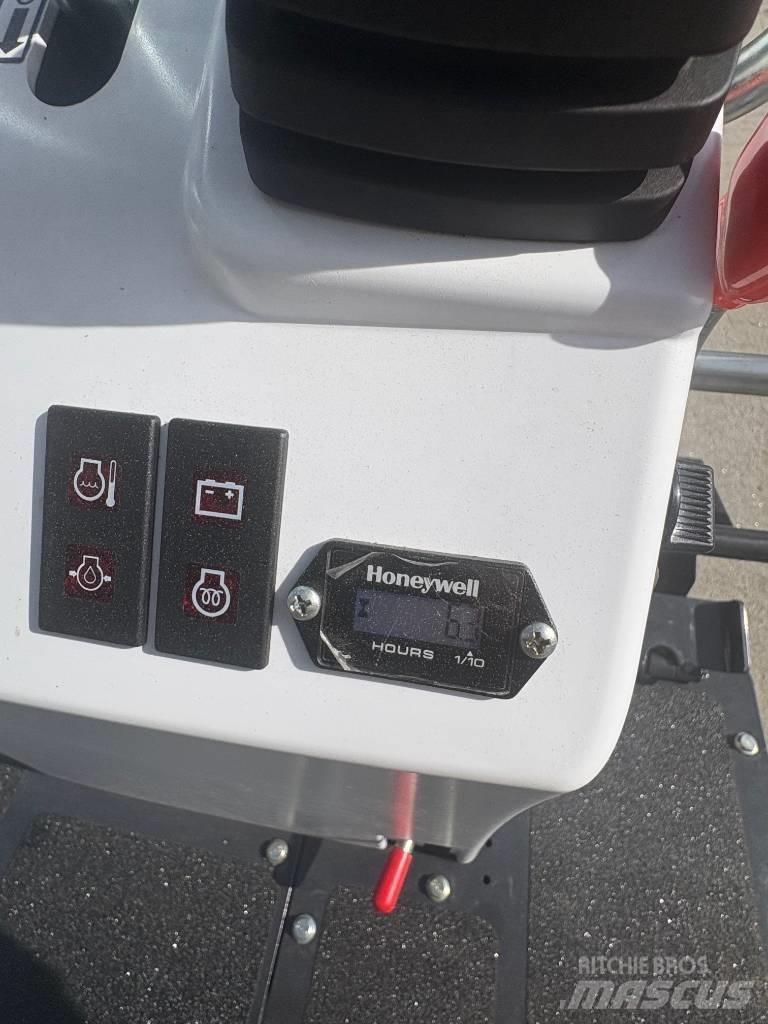 Bobcat E 08 Mini kotrók < 7t