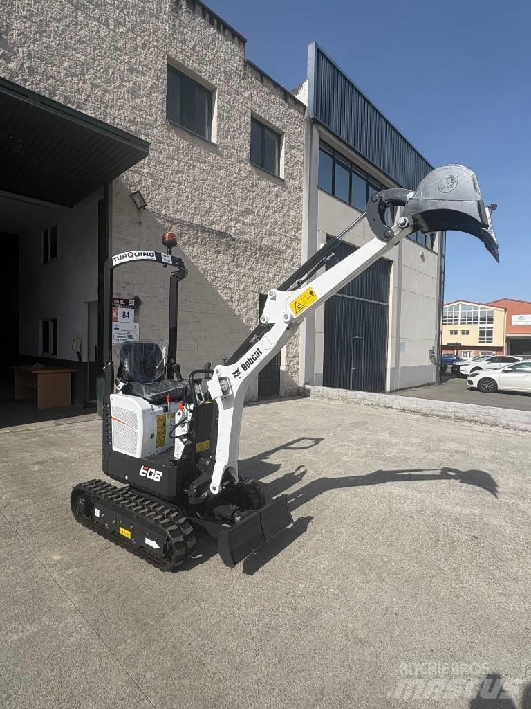 Bobcat E 08 Mini kotrók < 7t
