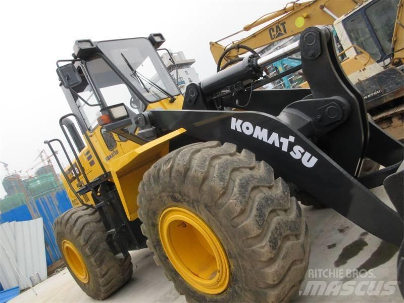 Komatsu WA 380 Gumikerekes homlokrakodók