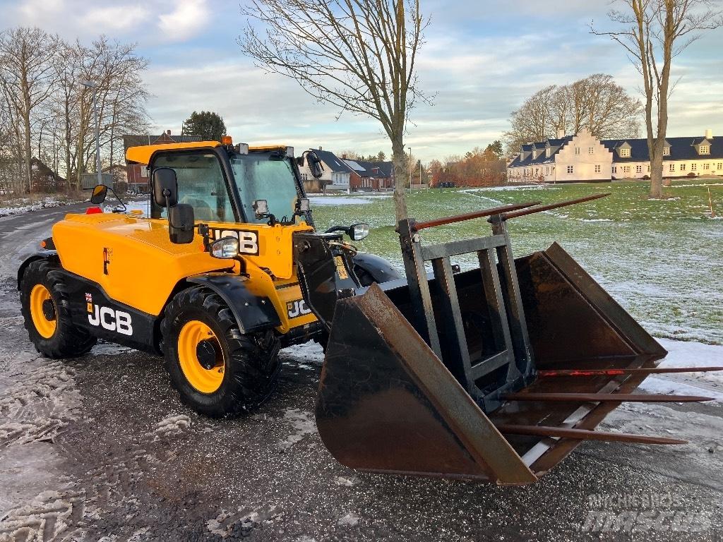 JCB 525-60 Teleszkópos mezőgazdasági rakodók