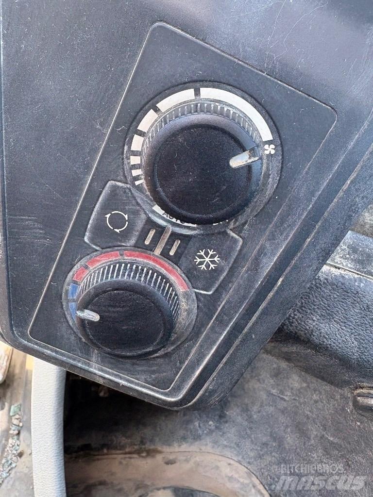 Wacker Neuson EZ 80 Közepes (midi) kotrók 7 t - 12 t