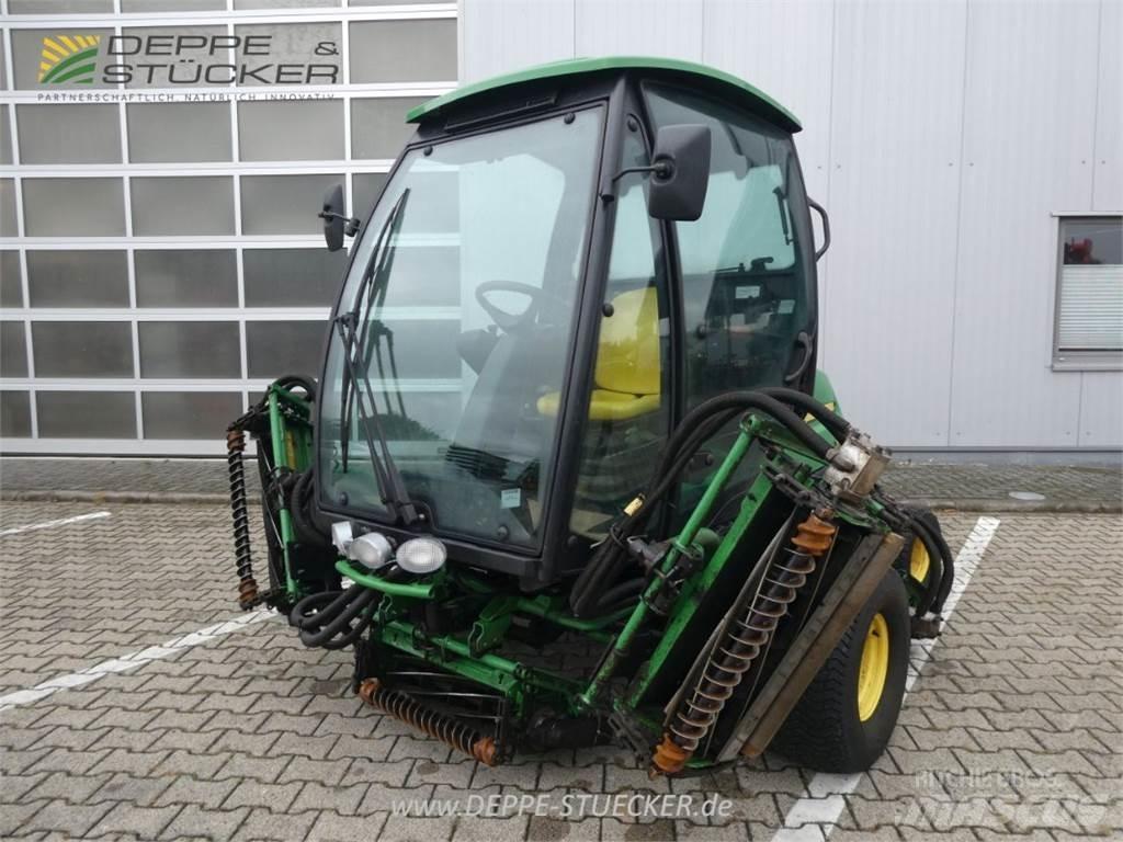 John Deere 8900A Kaszák