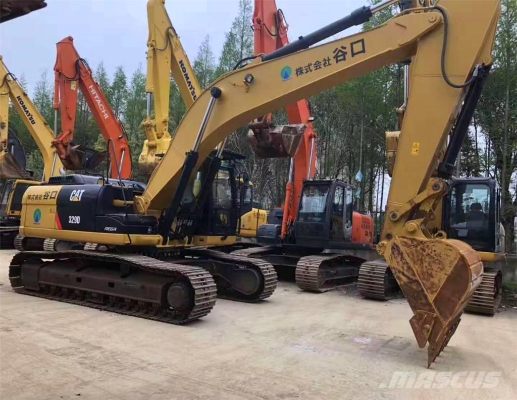 CAT 329D Lánctalpas kotrók