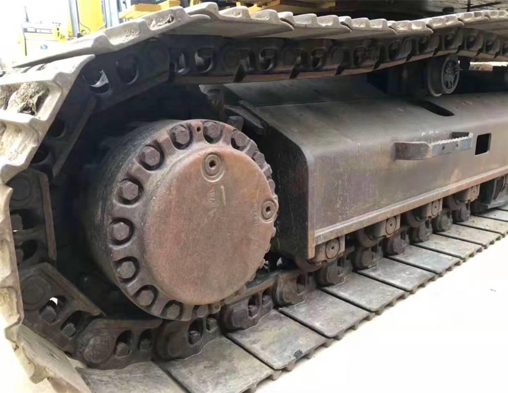 CAT 329D Lánctalpas kotrók