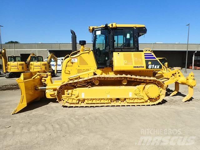 Komatsu D61EX-24 lánctalpas dózerek
