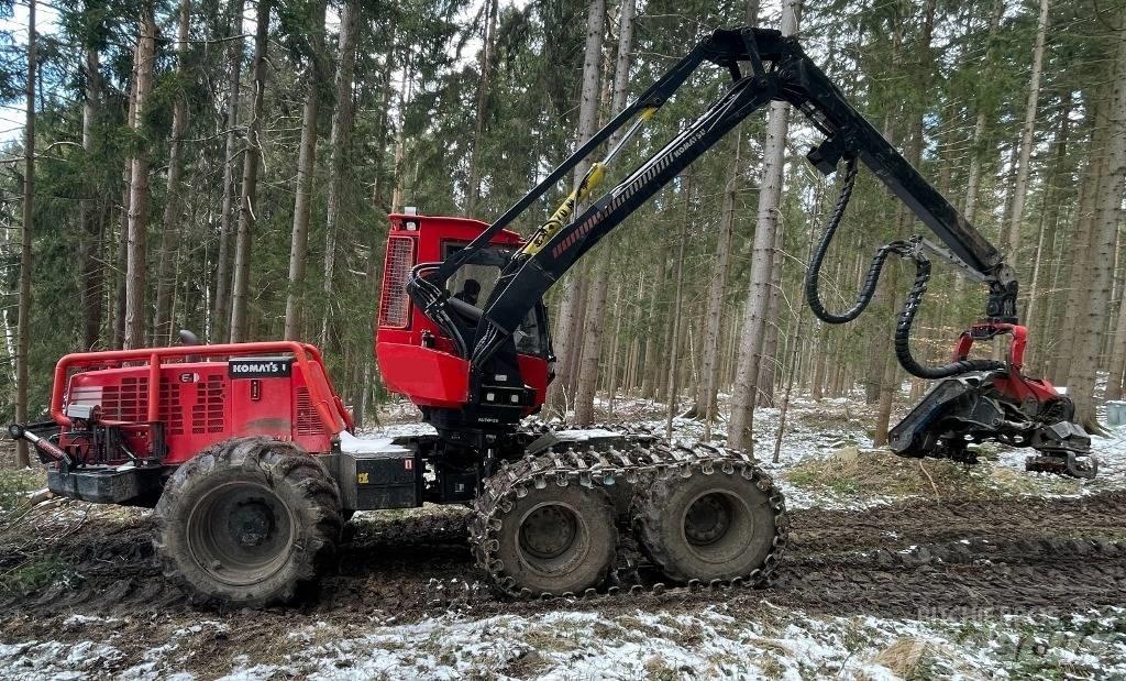 Komatsu 911.5 Betakarítók