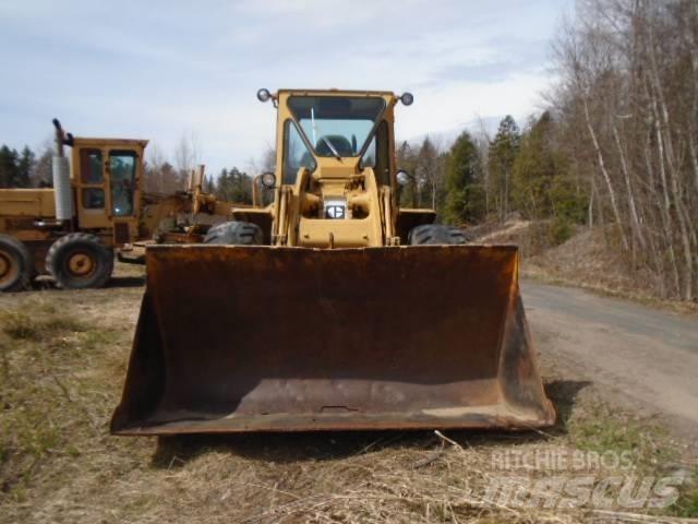 CAT 950 A Gumikerekes homlokrakodók