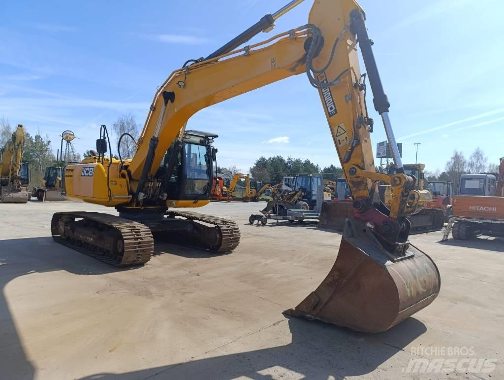 JCB JS 220 Lánctalpas kotrók