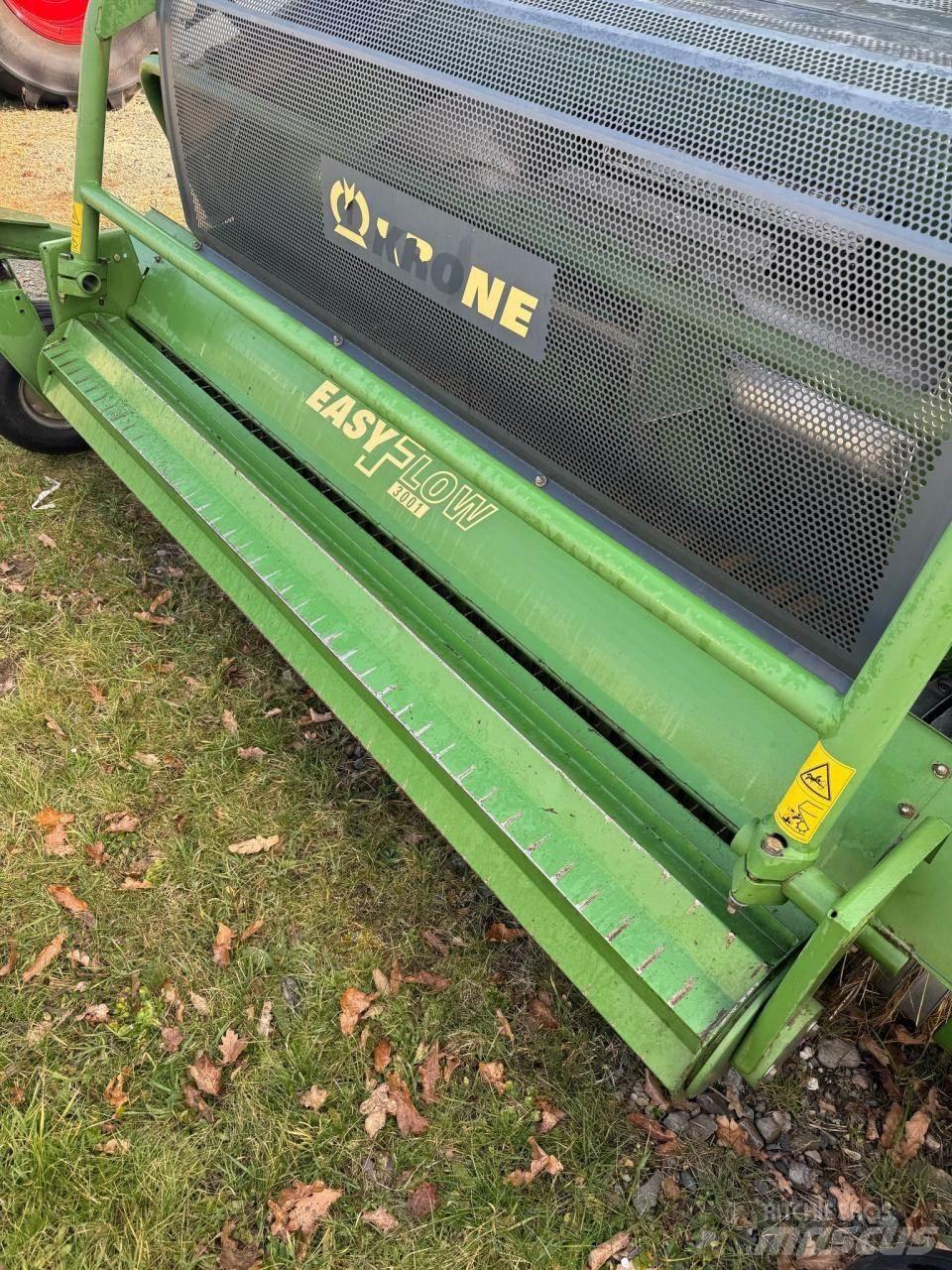 Krone BIG x 700 Önjáró szecskázók