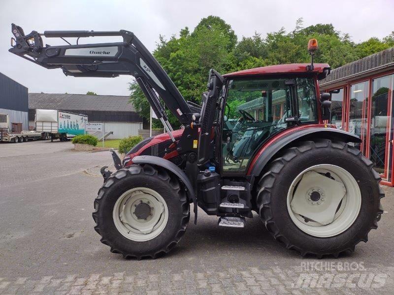 Valtra G135 Active Traktorok