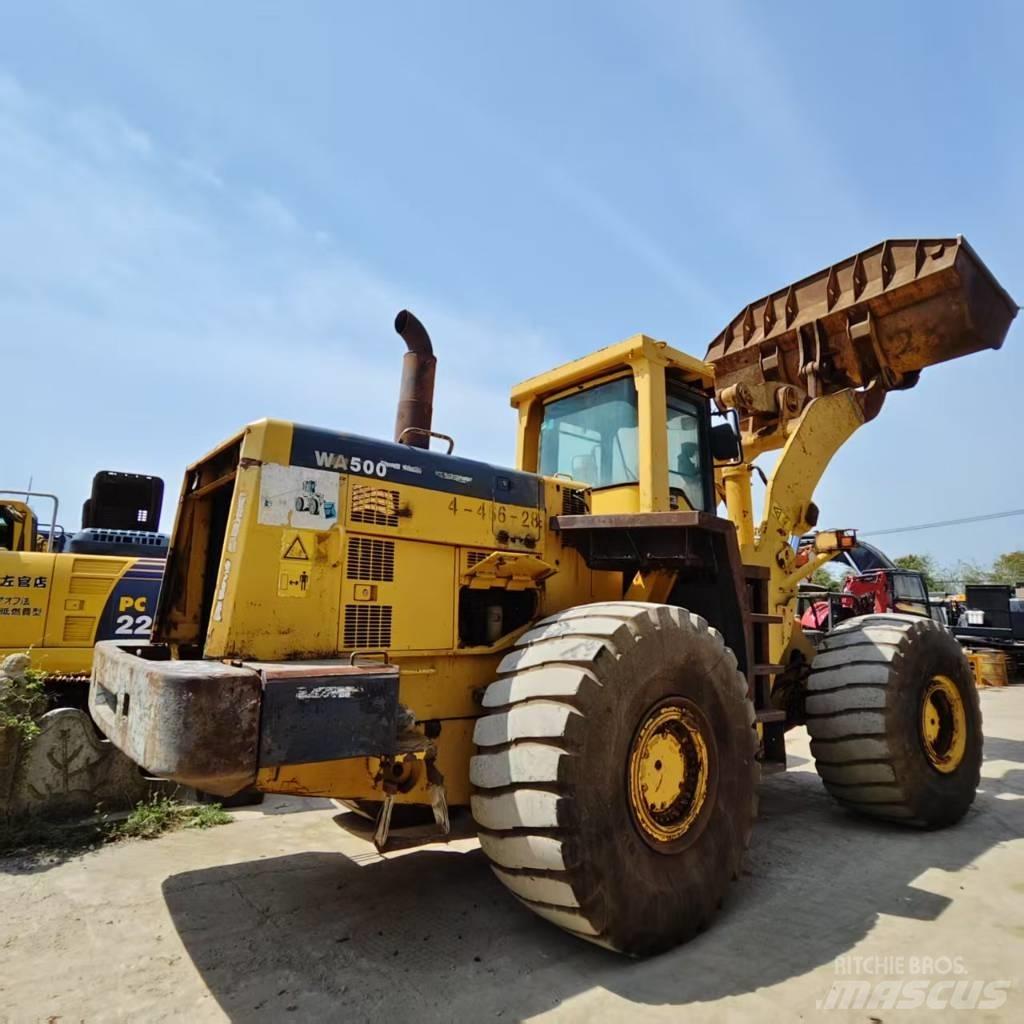 Komatsu WA 500-3 Gumikerekes homlokrakodók