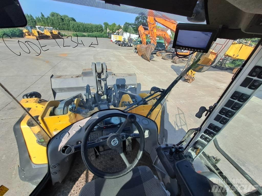 Volvo L 180 H Gumikerekes homlokrakodók