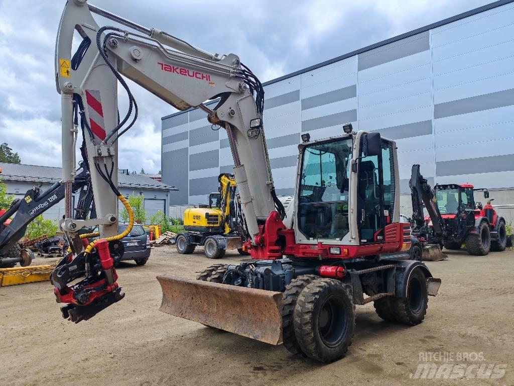 Takeuchi TB295W Gumikerekes kotrók