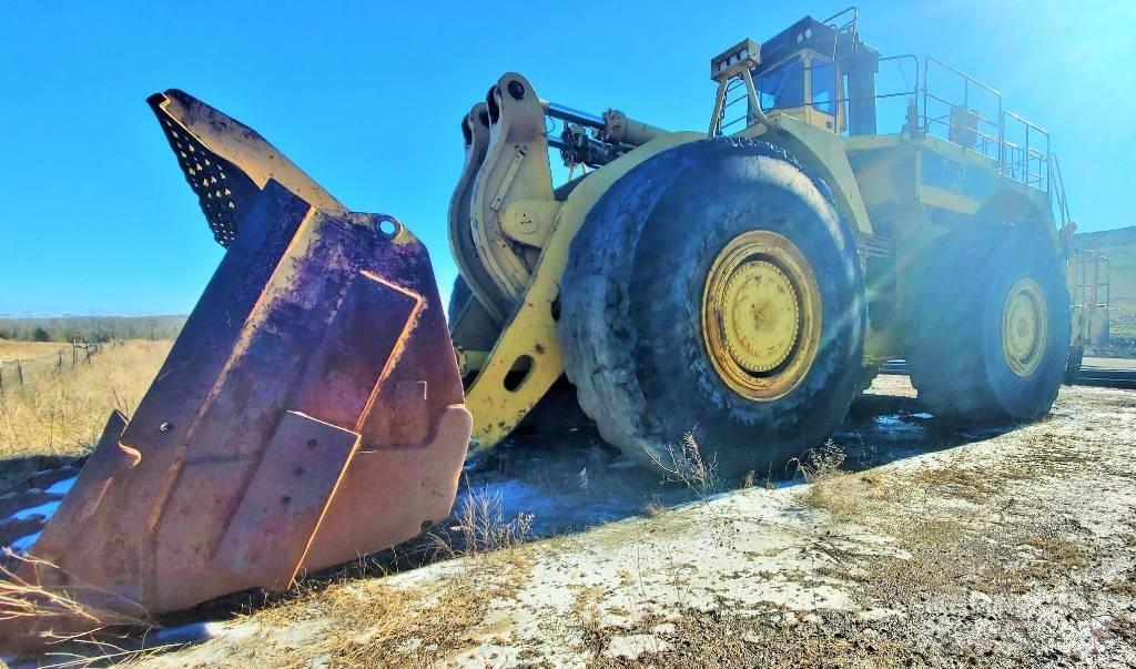 CAT 994 Gumikerekes homlokrakodók