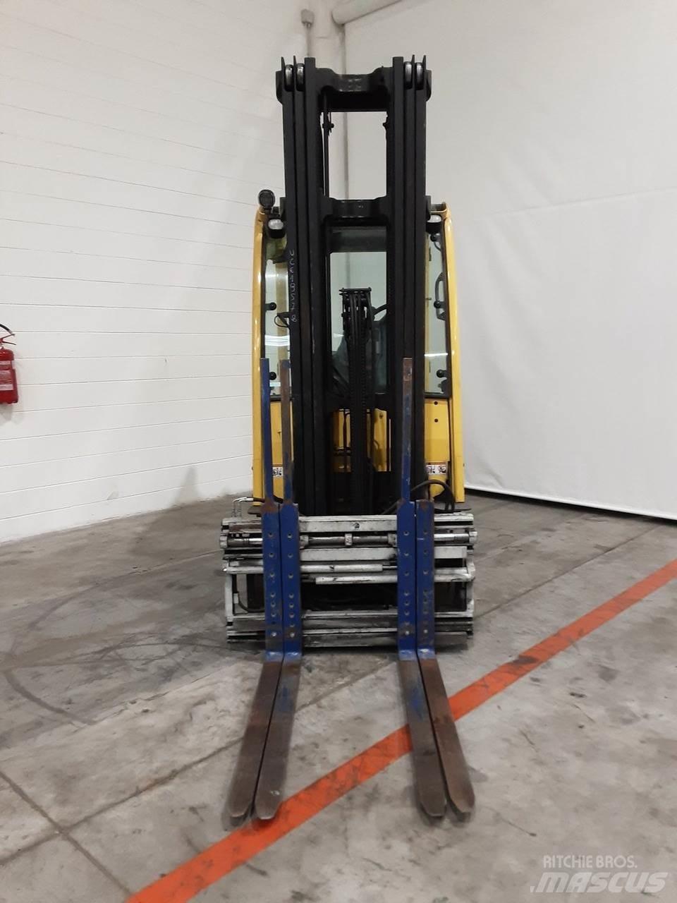 Hyster J2.5XN Elektromos targoncák