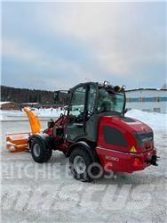 Weidemann 2080 Gumikerekes homlokrakodók