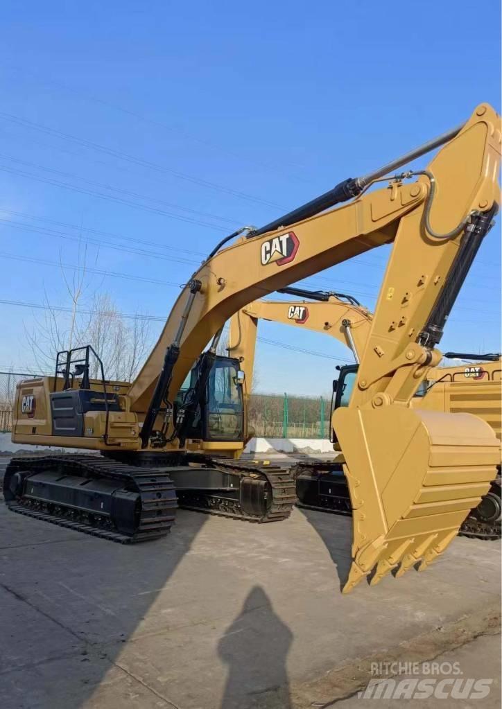 CAT 2023 CAT 336 Gumikerekes kotrók
