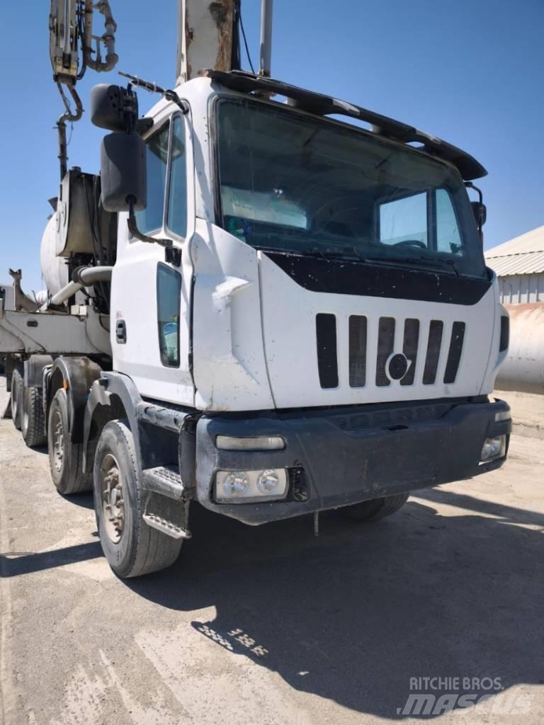 Astra Betonpompa Betonkeverők/Betonpumpák