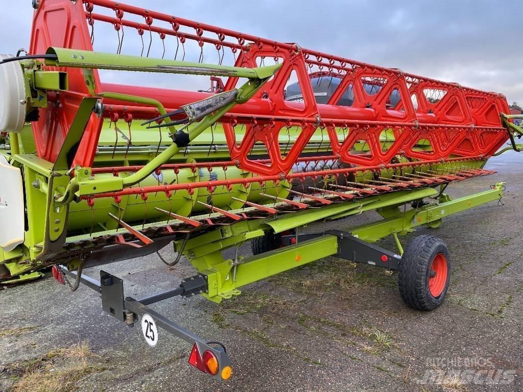 CLAAS Tucano 430 Kombájnok
