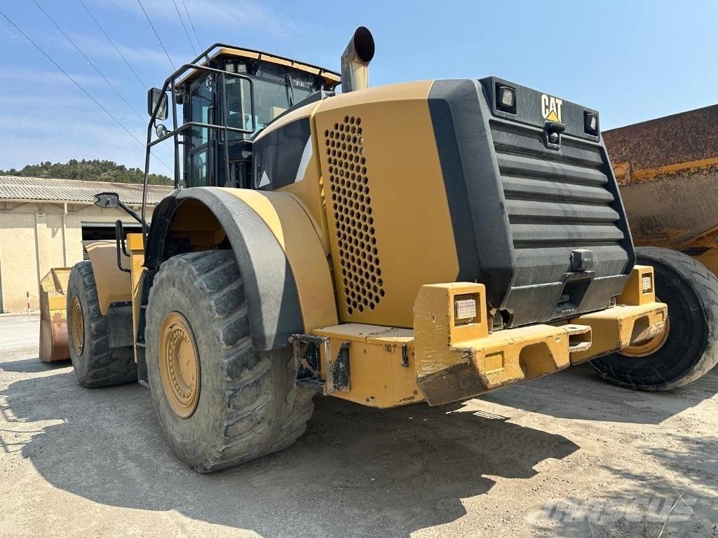 CAT 980 K Gumikerekes homlokrakodók