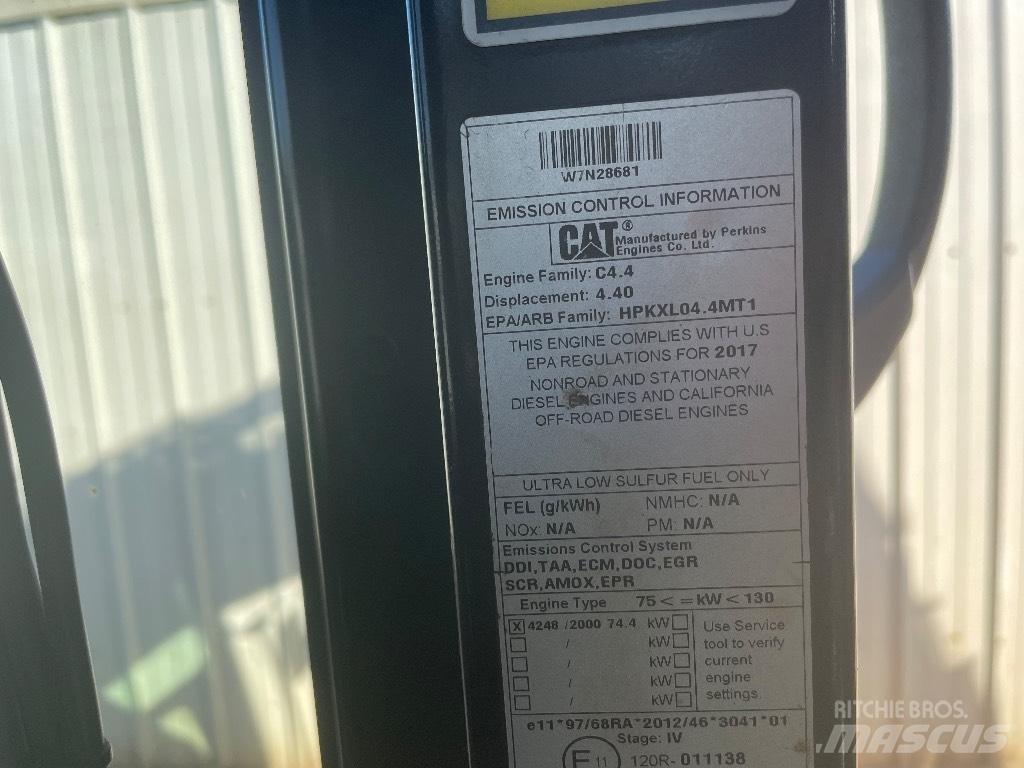 CAT 313 F L Lánctalpas kotrók