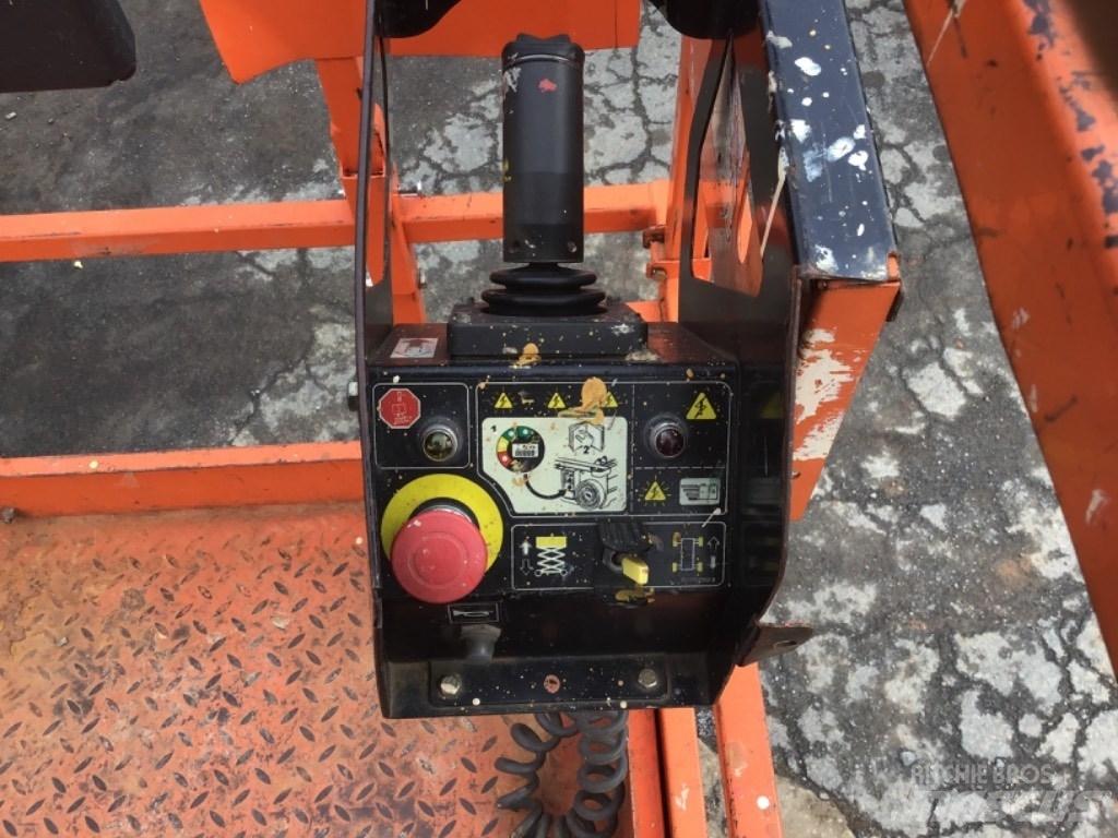 JLG 3248RS Ollós emelők