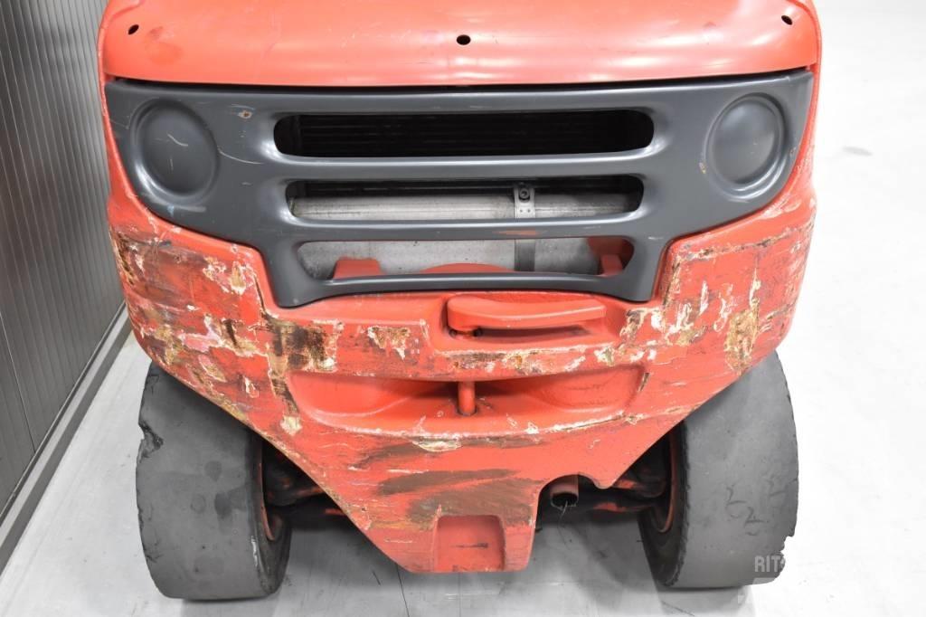 Linde H 25 T Gázüzemű targoncák