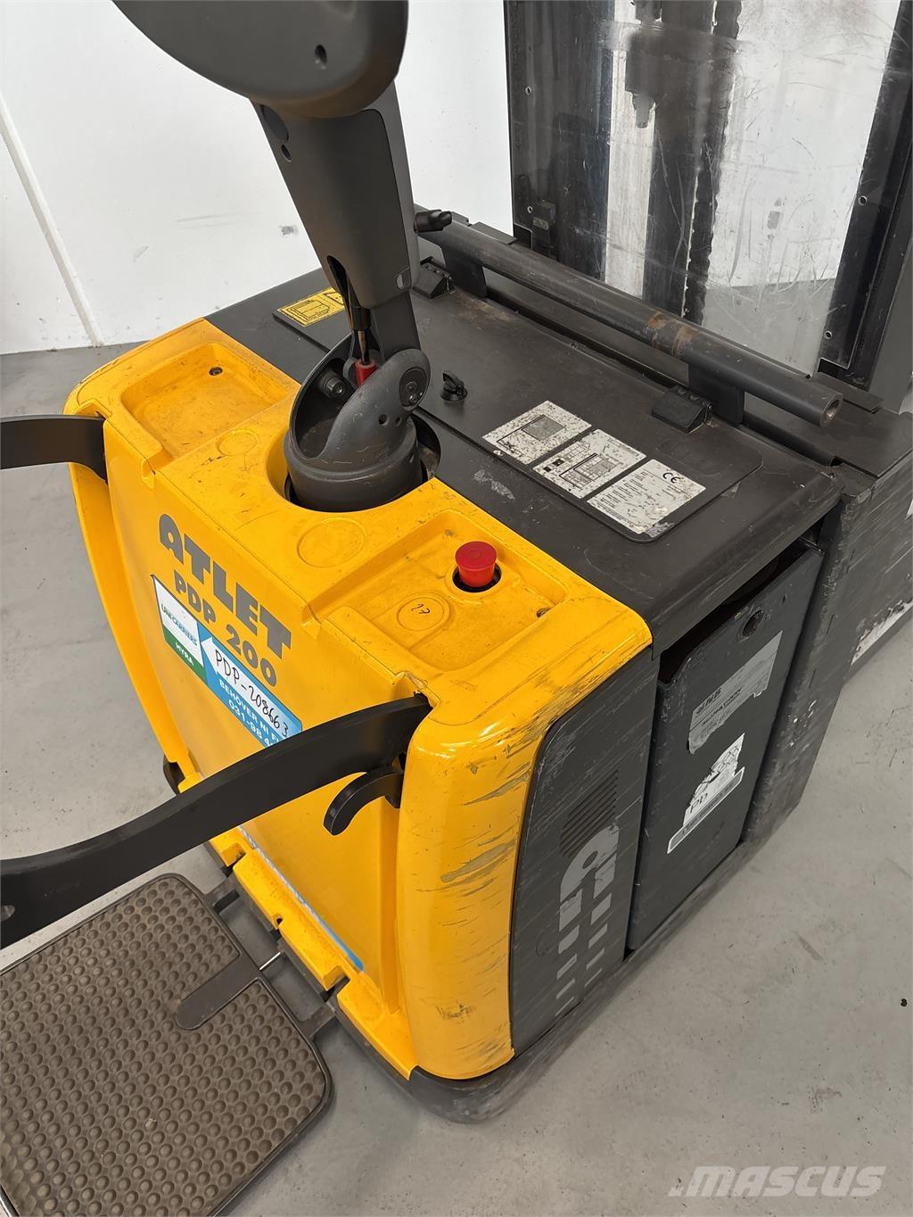 Atlet PDP200 Elektromos gyalogkíséretű targoncák