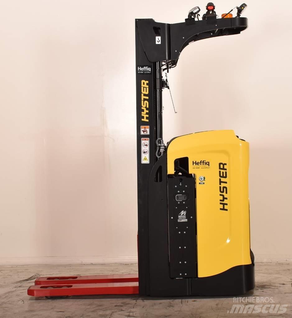 Hyster RS1.6 Elektromos gyalogkíséretű targoncák