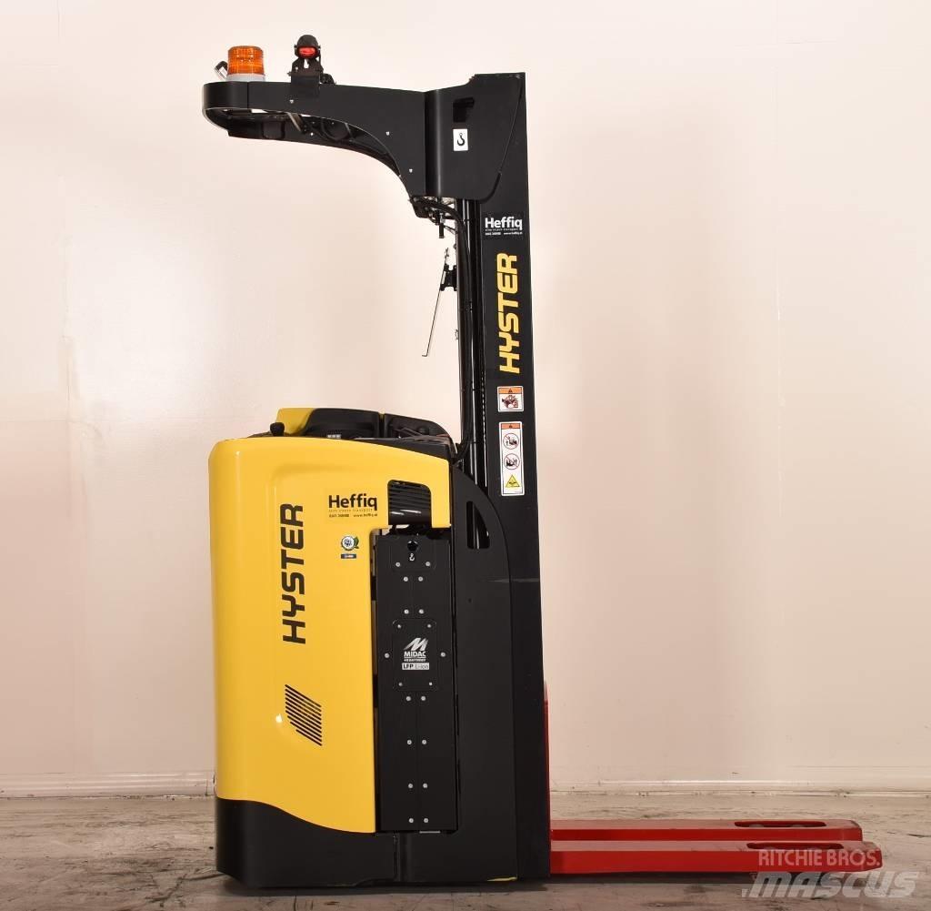 Hyster RS1.6 Elektromos gyalogkíséretű targoncák