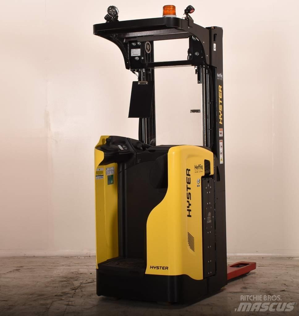 Hyster RS1.6 Elektromos gyalogkíséretű targoncák