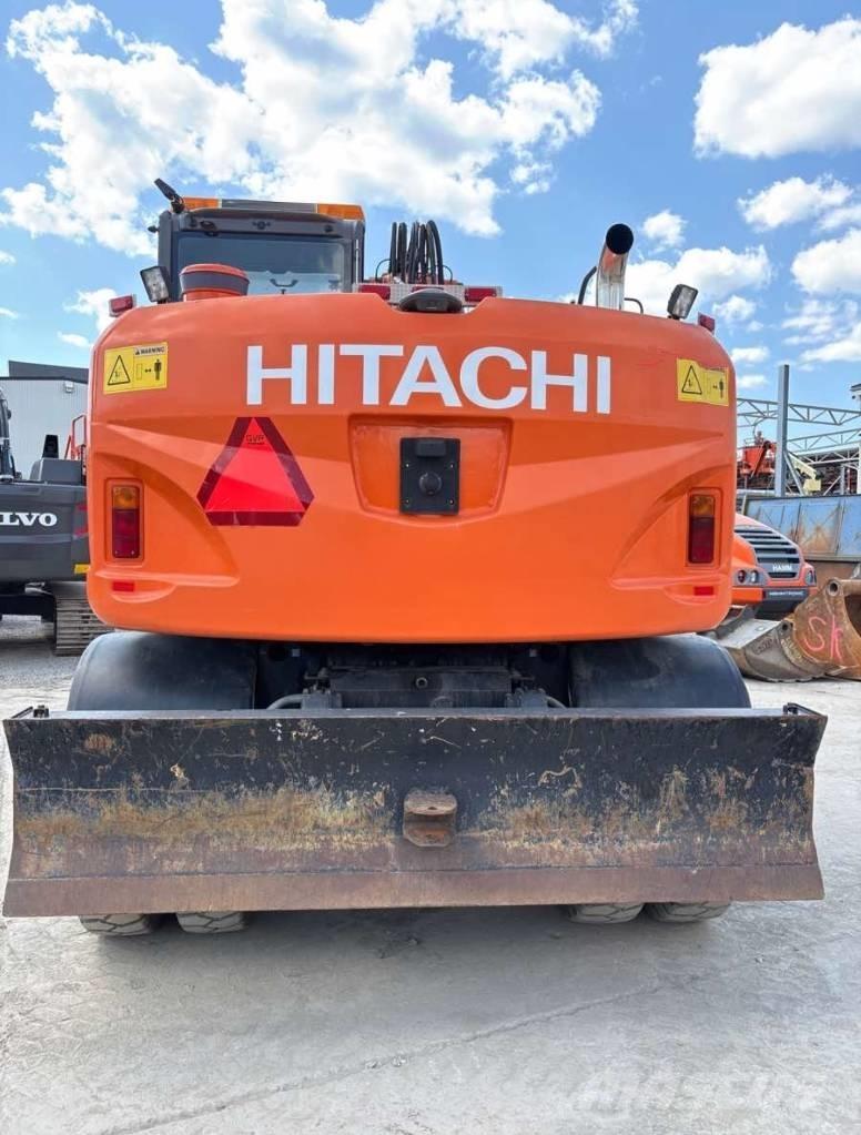 Hitachi ZX 145 W-3 Gumikerekes kotrók
