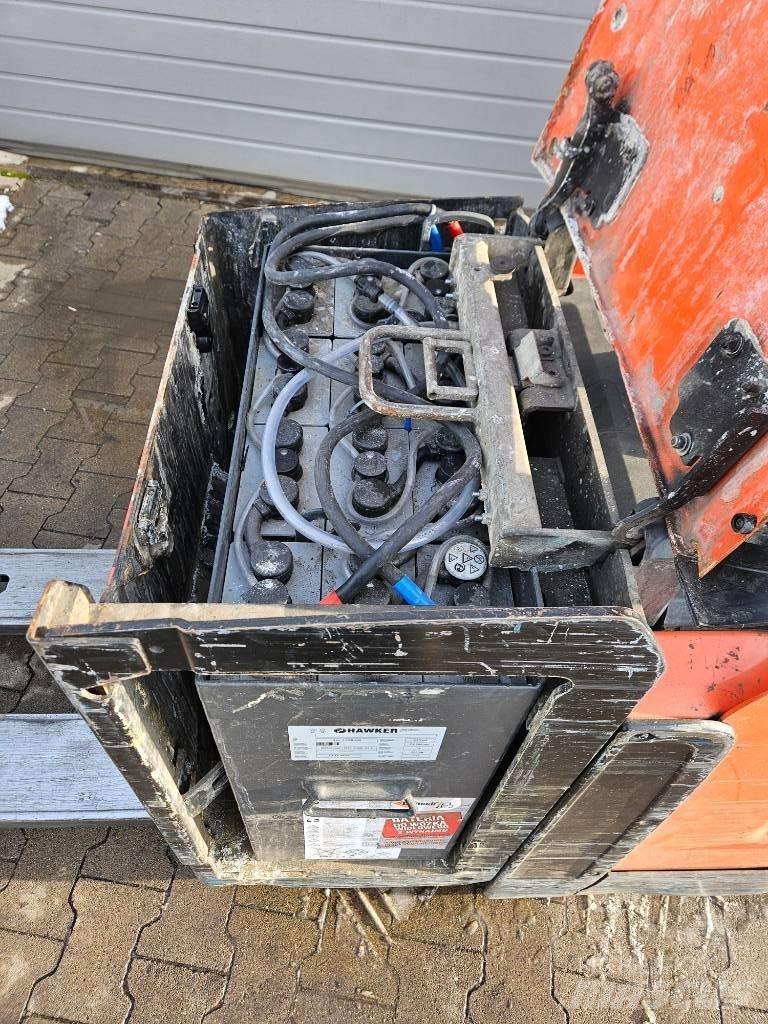 BT LPE 250 Elektromos targoncák