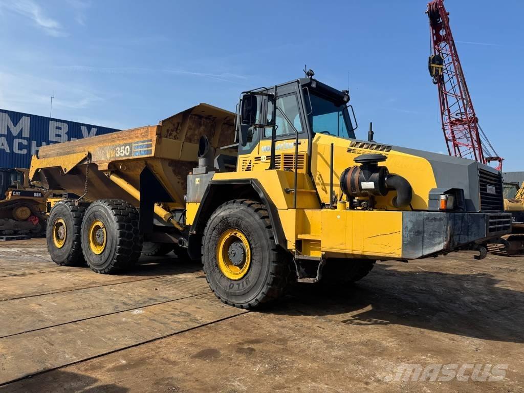 Komatsu HM 350-2 Csuklósdömperek