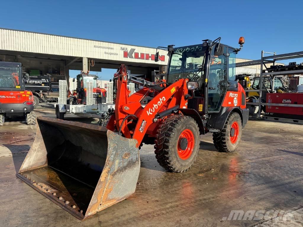 Kubota R 070 Gumikerekes homlokrakodók
