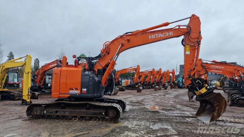 Hitachi ZX225USLC-6 Lánctalpas kotrók