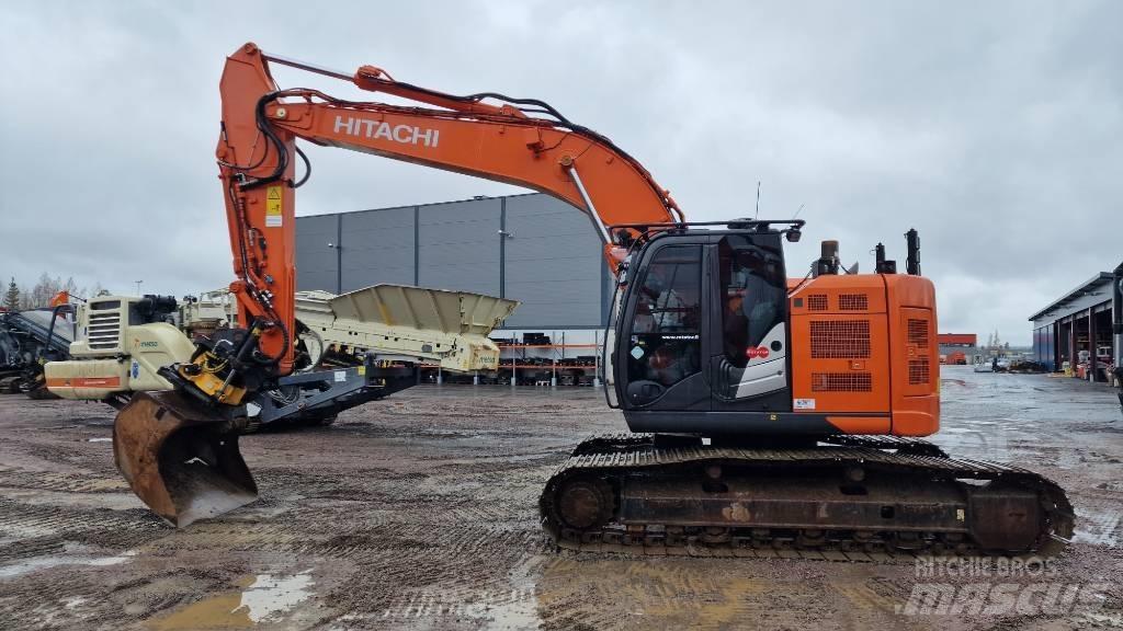 Hitachi ZX225USLC-6 Lánctalpas kotrók